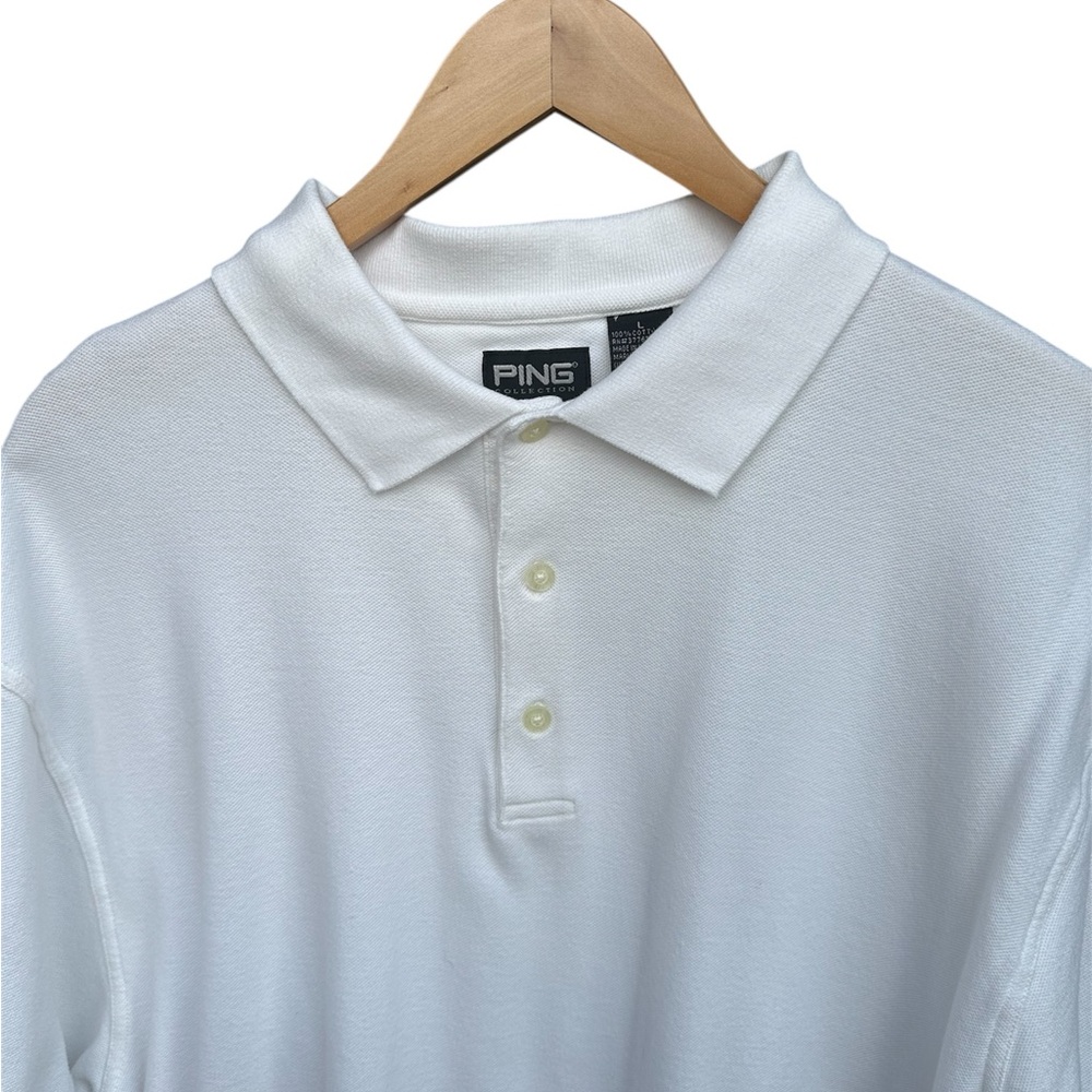 Vintage Ping Golf Polo
Clean White 
Embroidered Sleeve 

Size L